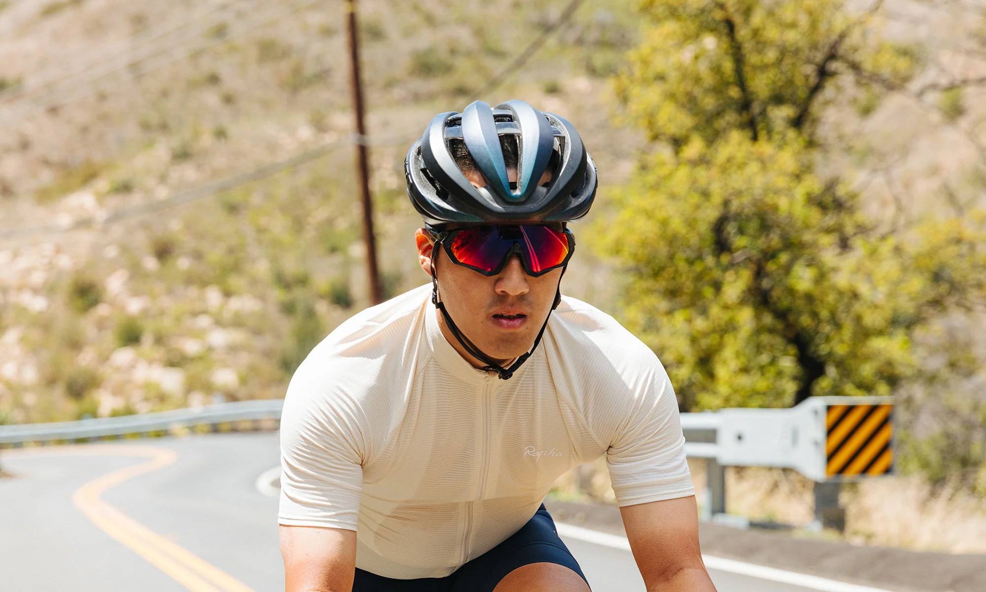 这次是 Oakley 的经典运动口味不朽情缘平台Meta 新眼镜来了！(图1)