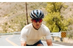 这次是 Oakley 的经典运动口味不朽