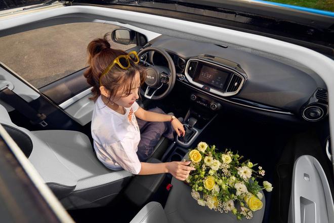 的省心SUV 2026款起亚奕跑上市不朽情缘平台推荐648万起 品质生活(图6)