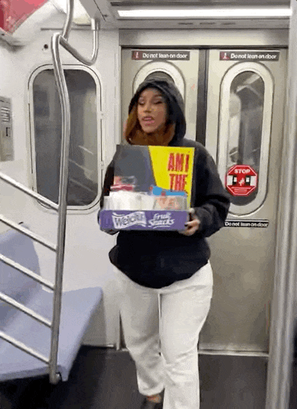 专辑封面他们还让法院变成秀场？不朽情缘平台登录网页庭审图变(图63)